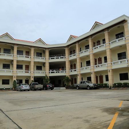 Panchan Place Убонратчатхани Экстерьер фото